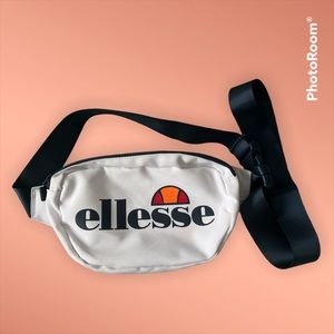 Fanny pack. Ellesse